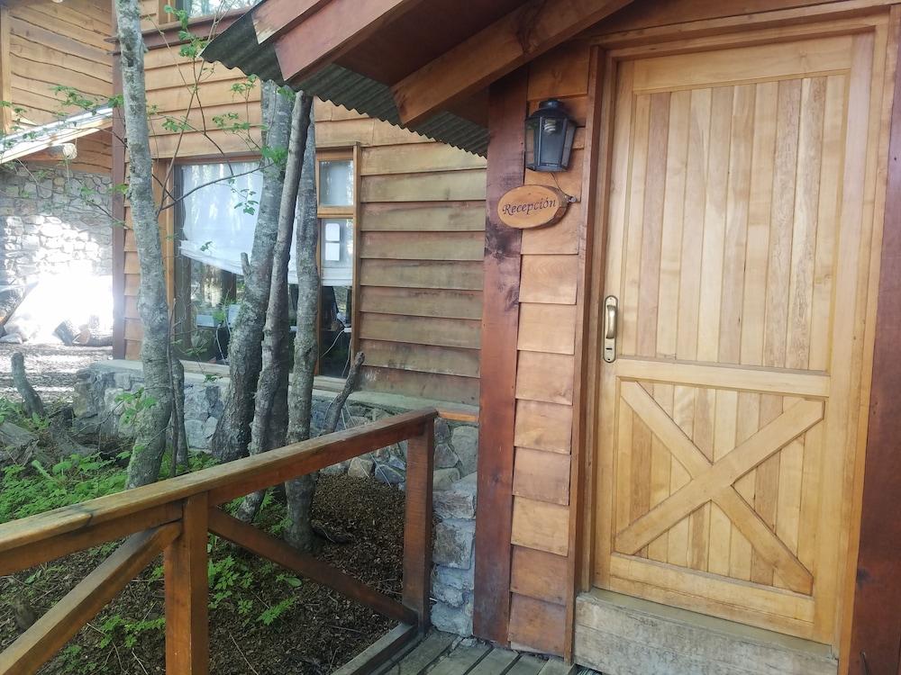 Patagonia Villa Lodge Ушуая Экстерьер фото